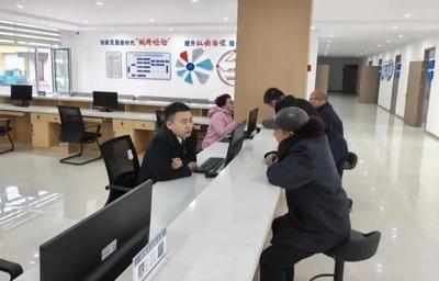 湯原縣社會治安綜合治理中心正式運(yùn)行 以社會經(jīng)濟(jì)咨詢服務(wù)護(hù)航區(qū)域發(fā)展