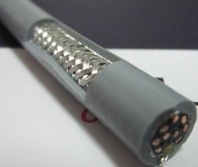 海豐雙絞屏蔽抗拉信號電纜 工業(yè)控制中的柔韌性標桿